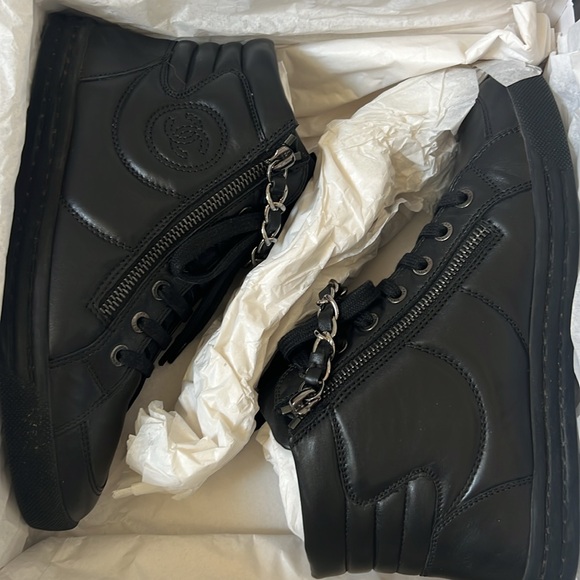 Chanel lambskin zipped chain sneakers! - Picture 3 of 11